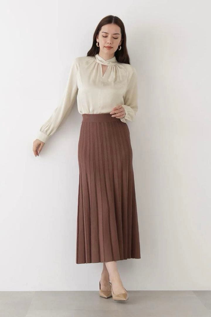 ピンキーアンドダイアン◆ギャザーネックドットジャガードブラウス ベージュ 38