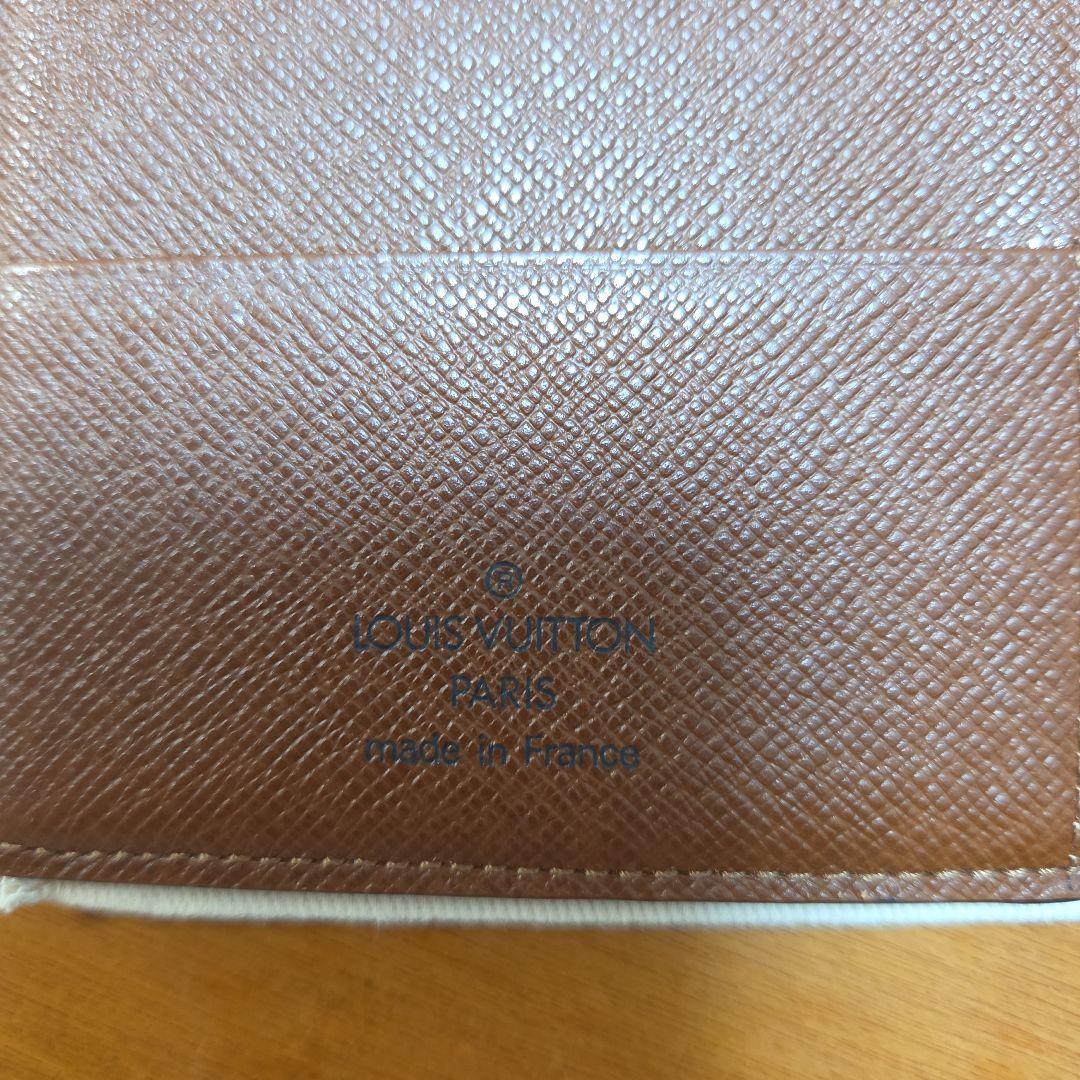 ルイヴィトンパスポートケースモノグラム。