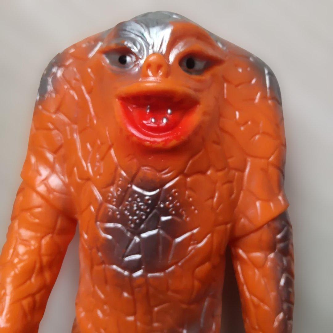 ブルマァク復刻版ソフビ ジャミラ バンダイ製