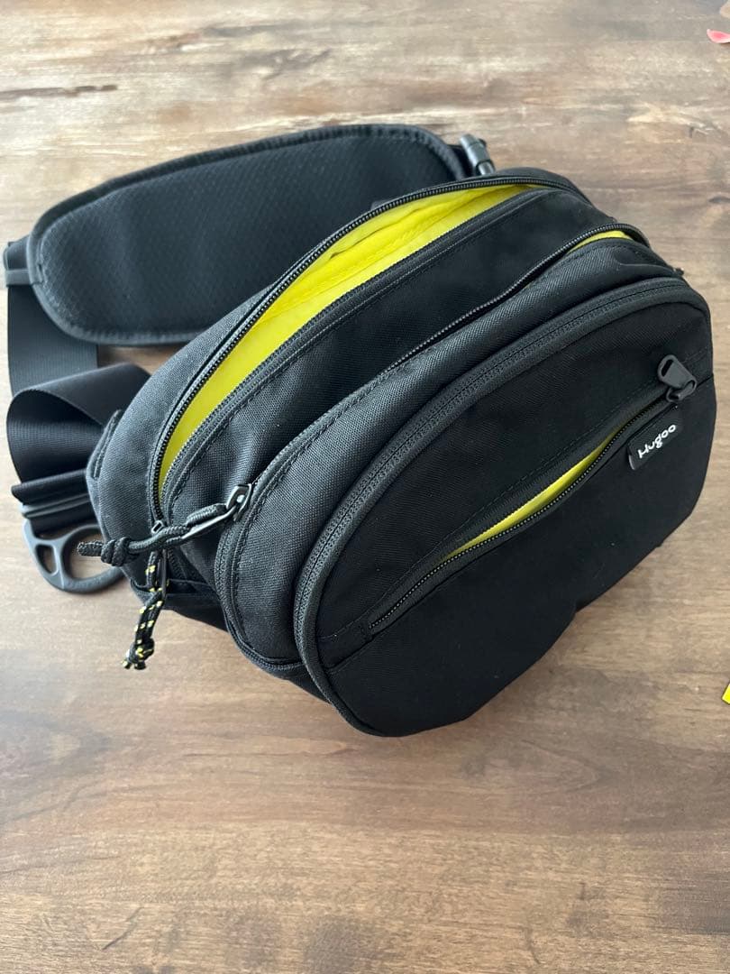 Hugoo ハグー ヒップシート 黒