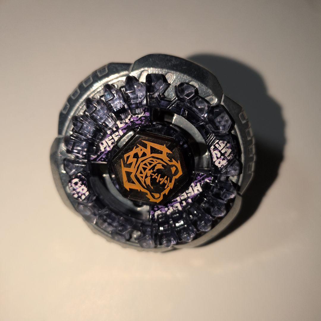 S*)様 メタルファイトベイブレード 貴重品セット ランチャーはオマケ