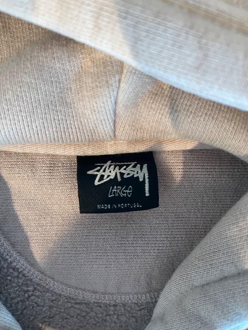 Stussy ベージュ パーカー Lサイズ