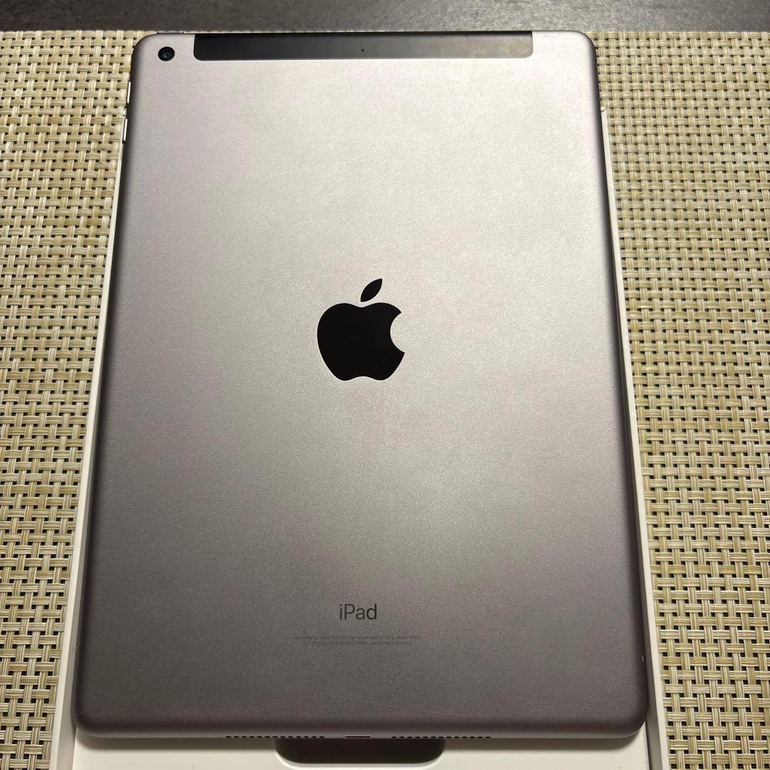 お値下げ！Apple iPad第5世代Wi-Fi+Cellularモデル中古本体