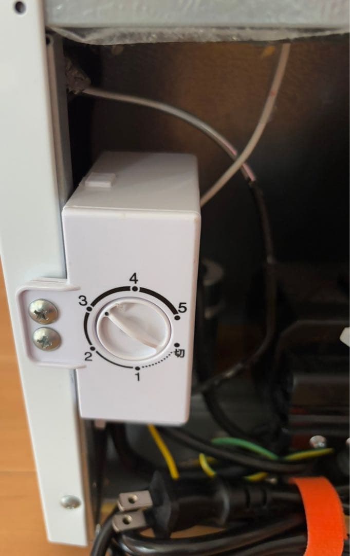 ⚫️配送設置無料！アイリスオーヤマ ノンフロン冷凍庫 60L IUSD-6B-W