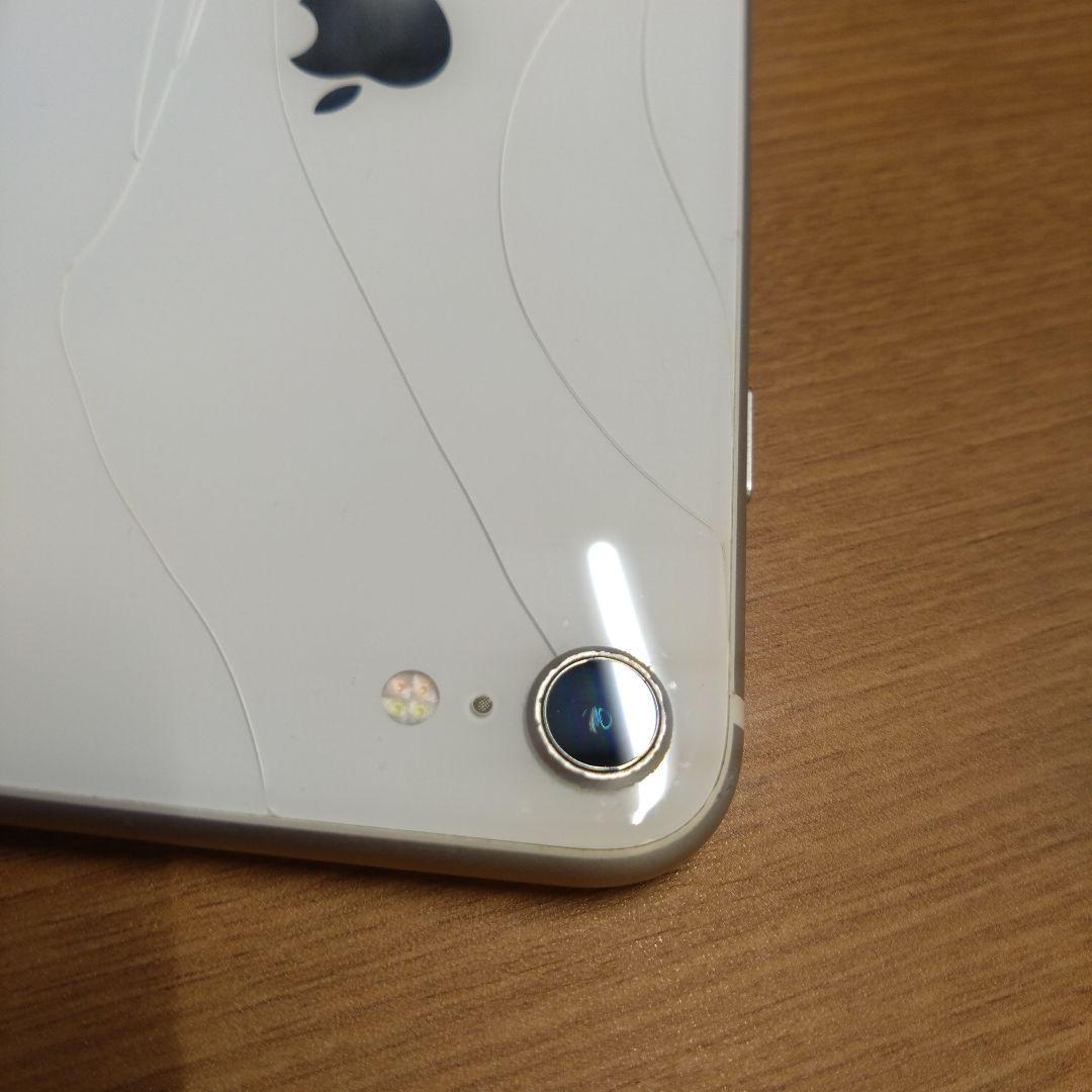 Apple iPhone se第二世代64GB ホワイト 本体