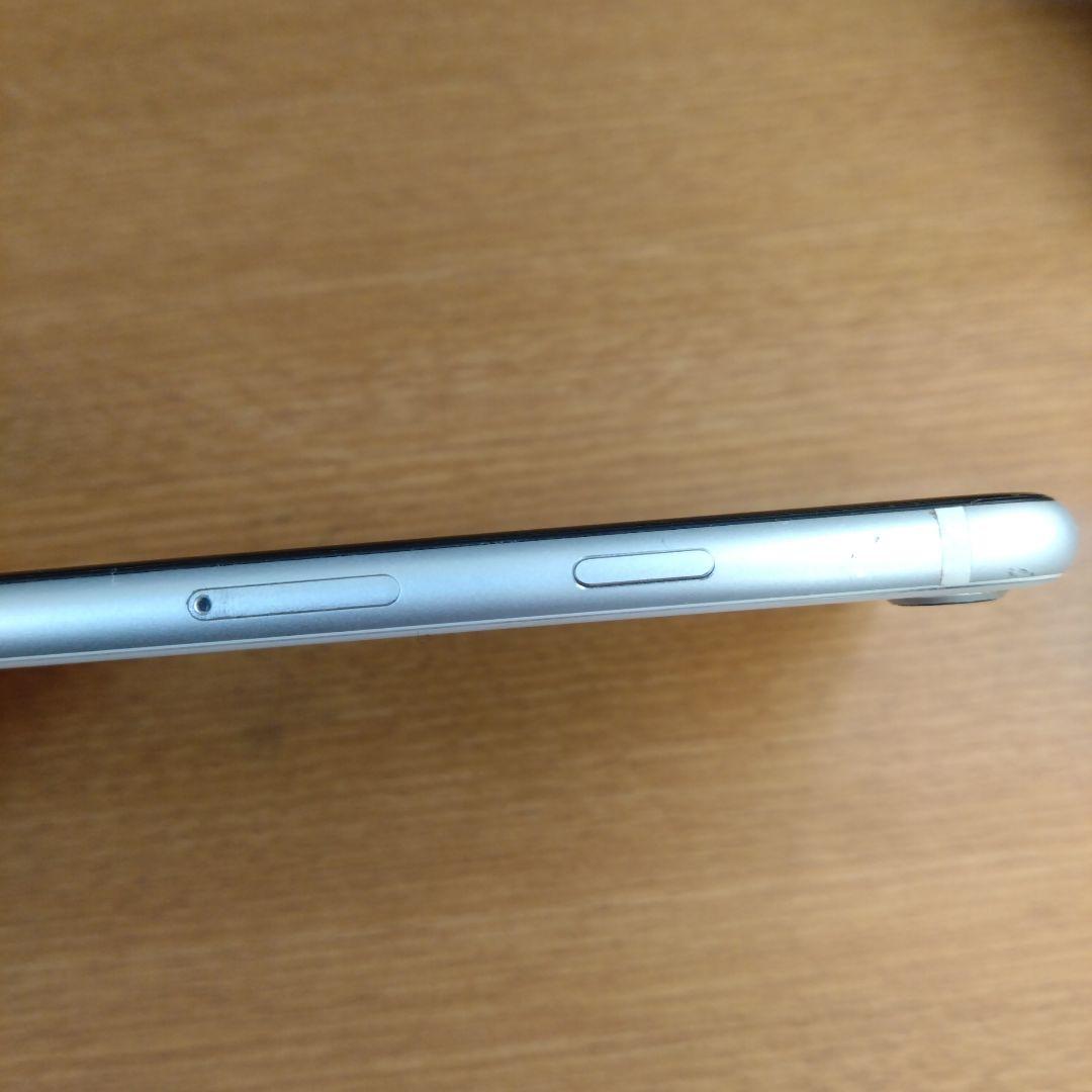 Apple iPhone se第二世代64GB ホワイト 本体