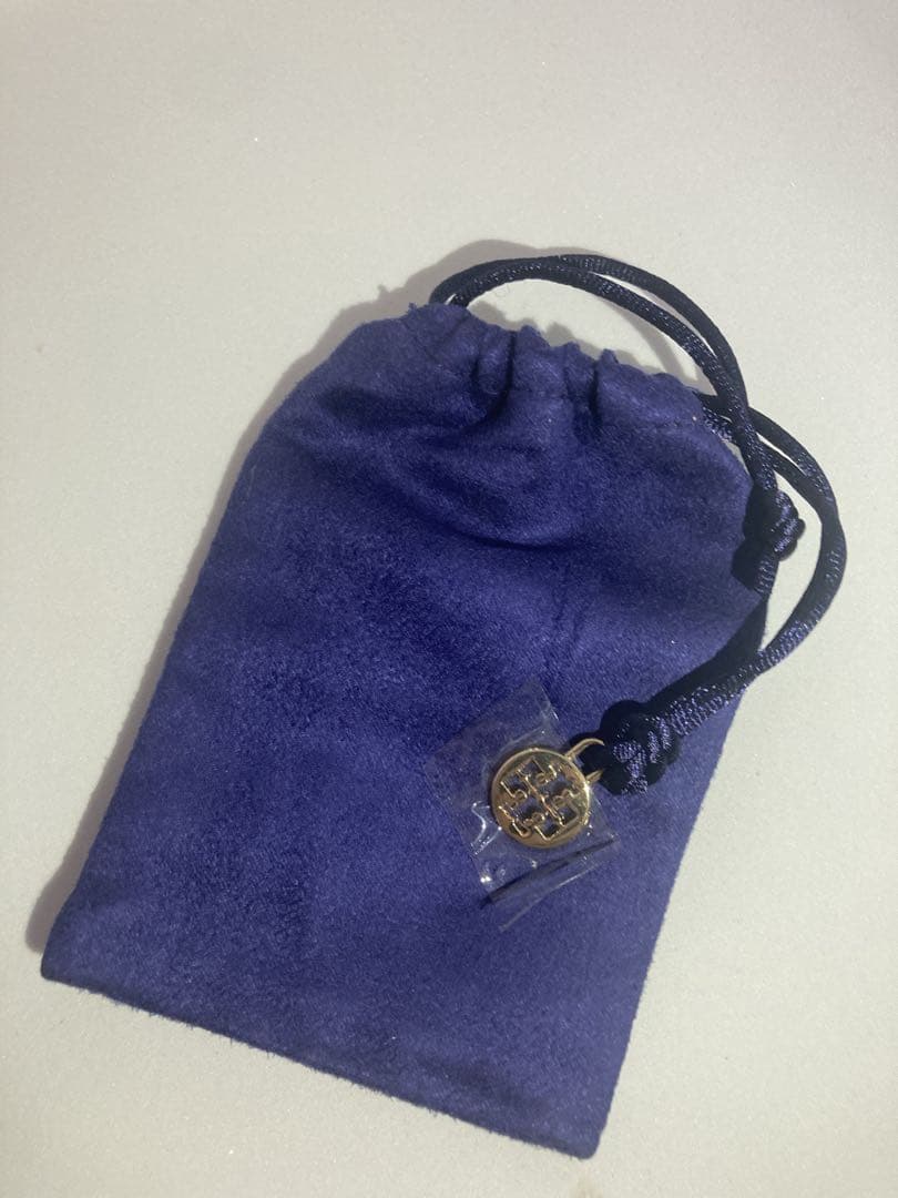 【新品未使用】Tory Burch カードケース IDウィンドウ付き