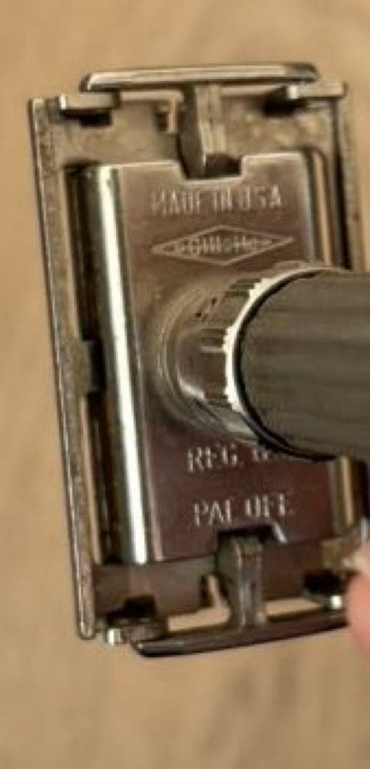 Gillette Adjustable Fatboy ジレット　両刃カミソリ