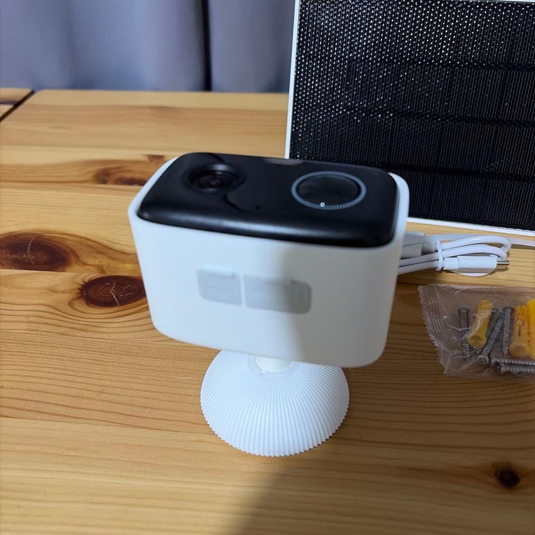 ほぼ新品 Tapo C400 KIT 防犯カメラ 屋外 ソーラー充電対応