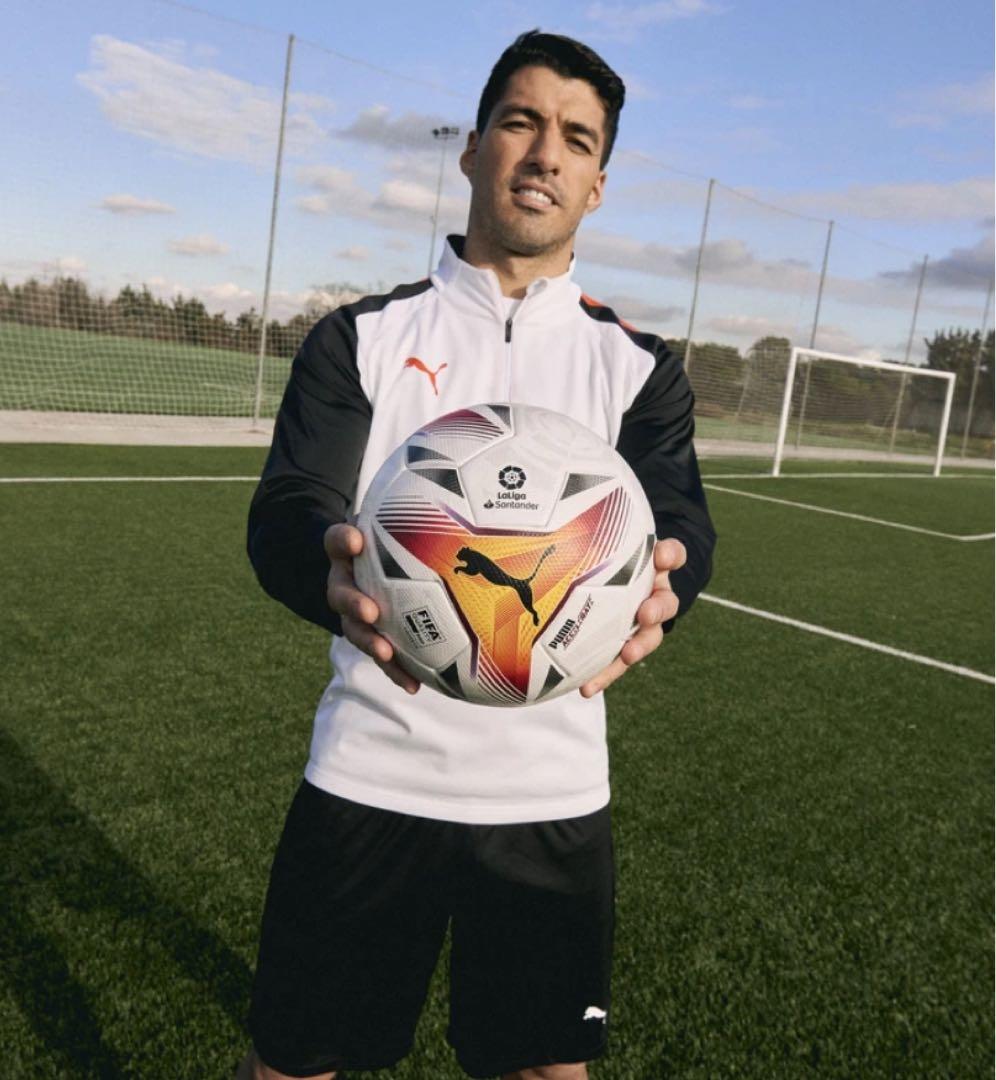 ラ・リーガ２１／２２シーズン公式試合球「ACCELERATE」