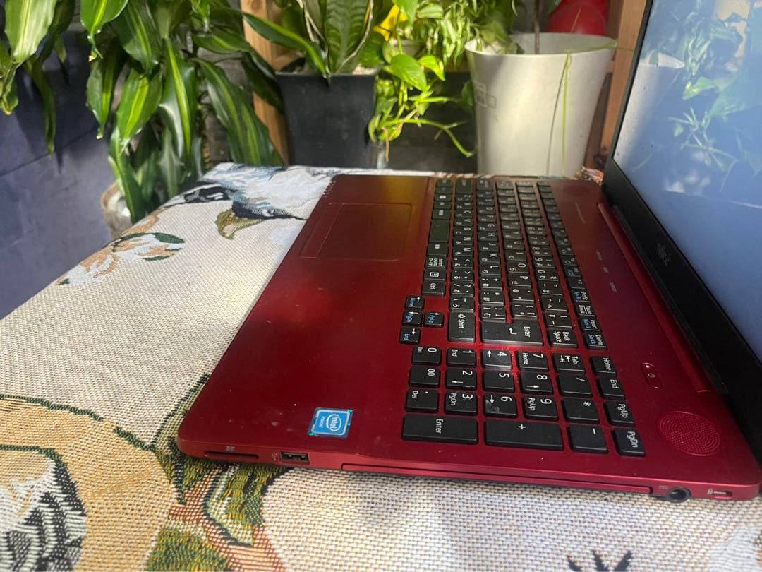 高年式✨ノートパソコン✨人気の富士通✨届いてすぐ使える✨Bluetooth