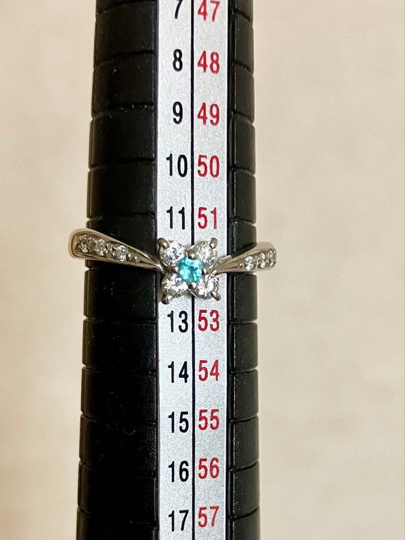 Y*U様 pt900＊パライバトルマリン＆ダイヤのフラワーデザインリングてす