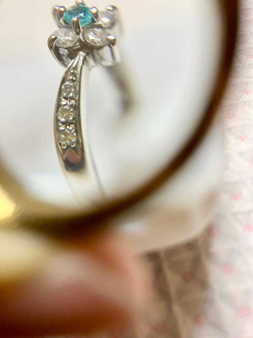 Y*U様 pt900＊パライバトルマリン＆ダイヤのフラワーデザインリングてす