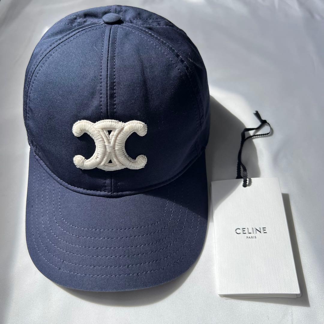 CELINE セリーヌキャップ ロゴ刺繍付き　人気のネイビー　サイズS 美品