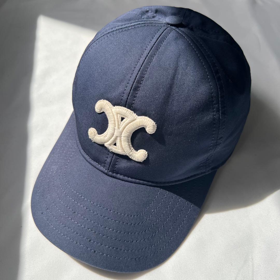 CELINE セリーヌキャップ ロゴ刺繍付き　人気のネイビー　サイズS 美品