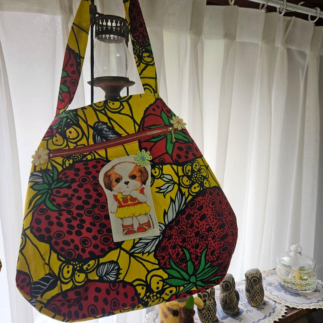 ♥2匹の仲良し猫ちゃんのトートバック&大きな苺バックセット　コヤンイサムチョン