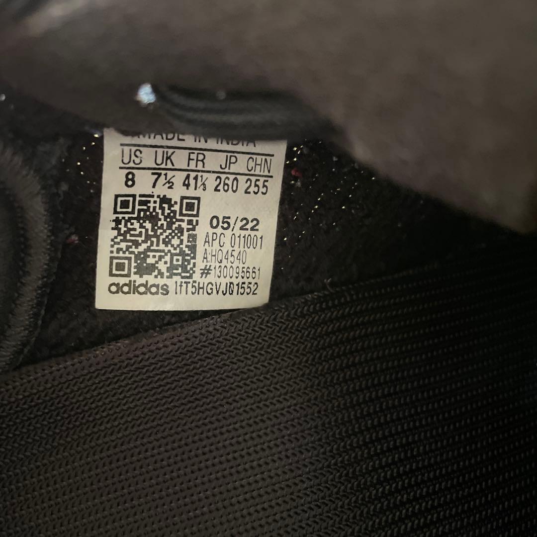 靴 adidas Yeezy Boost 350 V2