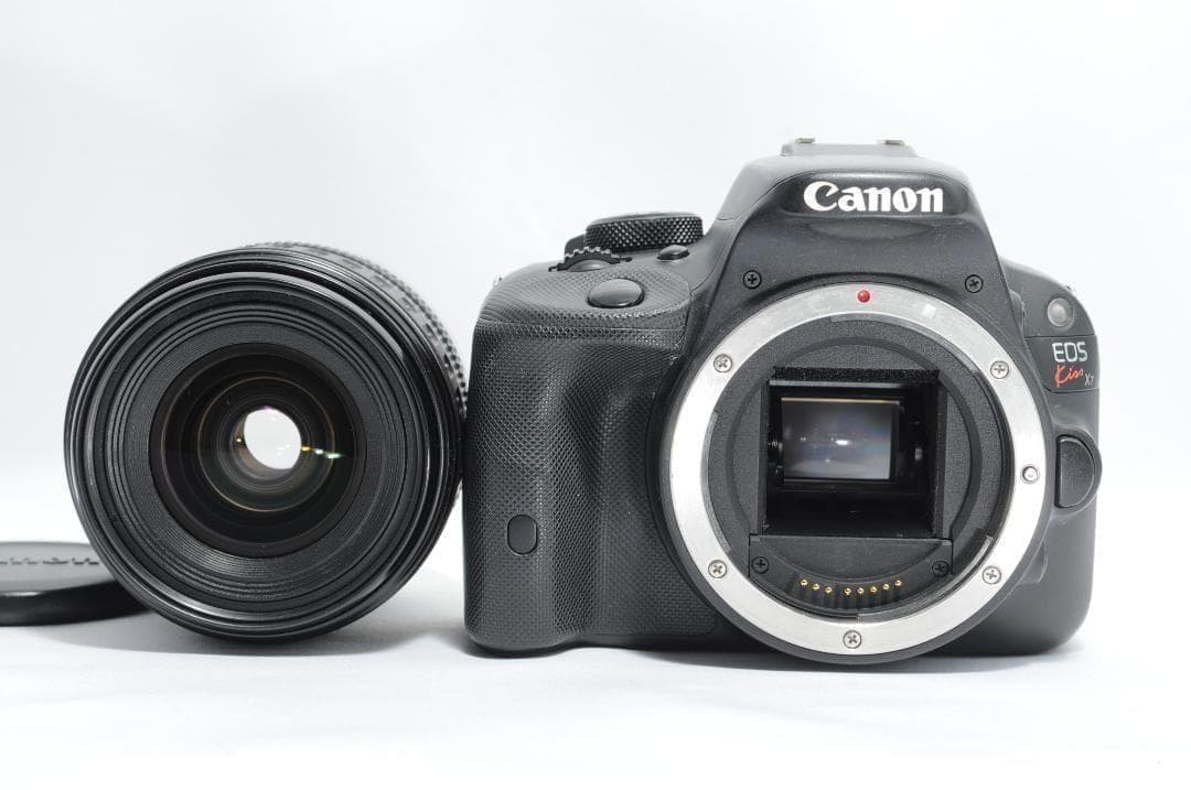 ご家族の成長記録に❗️Canon Kiss X7✨小型軽量で届いてすぐに使える