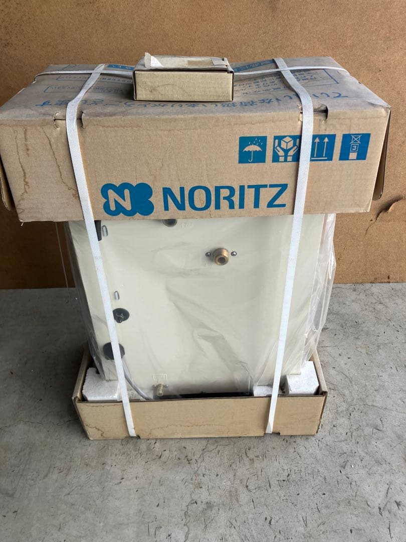 期間限定　NORITZ 給湯器 未使用　値下げ可能