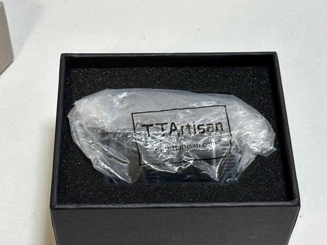 TTArtisan 50mm f/1.2 単焦点レンズ