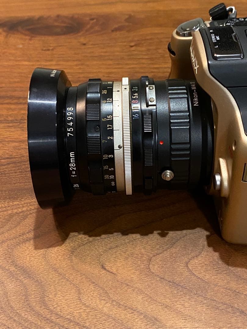 LUMIX GH1 ゴールド ミラーレス　ニコンオールドレンズf28 1:3.5