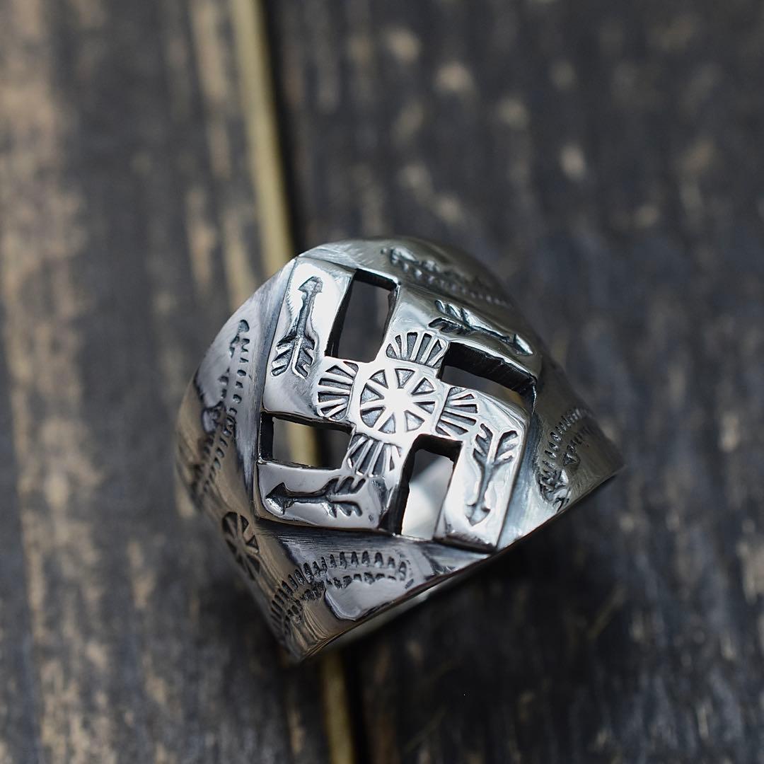 20号 シルバー925 カットアウト スワスティカ 卍 インディアンジュエリー