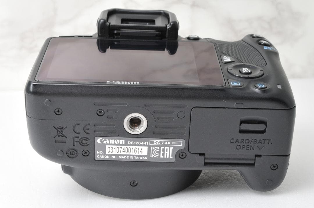 Canon EOS Kiss X7⭐️スマホ転送 一眼レフカメラ 軽量 キヤノン