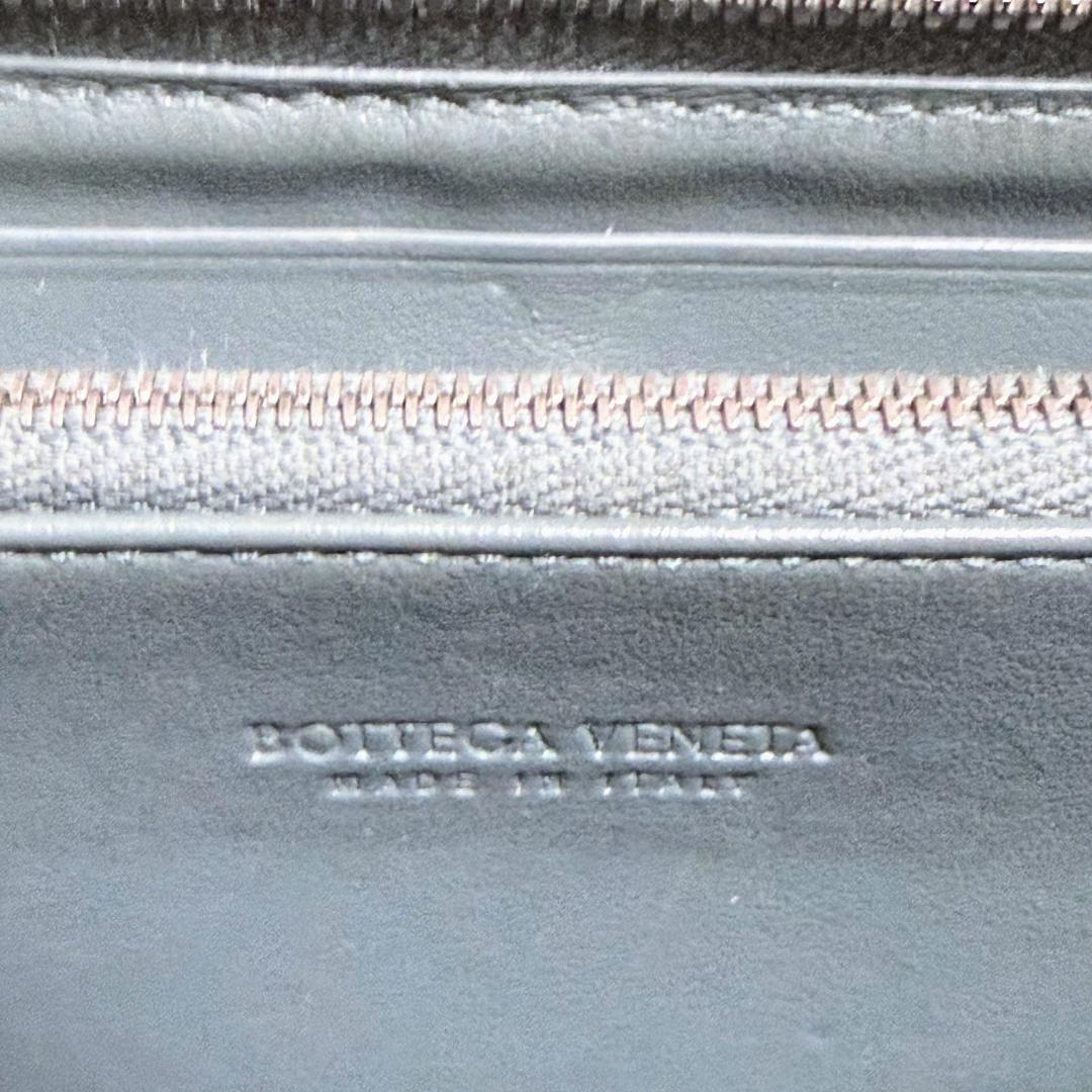 Bottega Veneta イントレチャート スレート 長財布