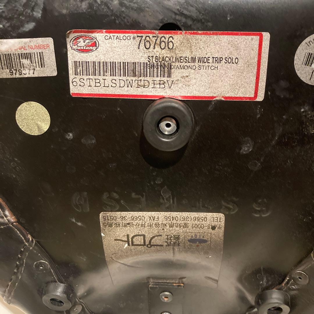 マスタング　ソロシート　ソフテイル用