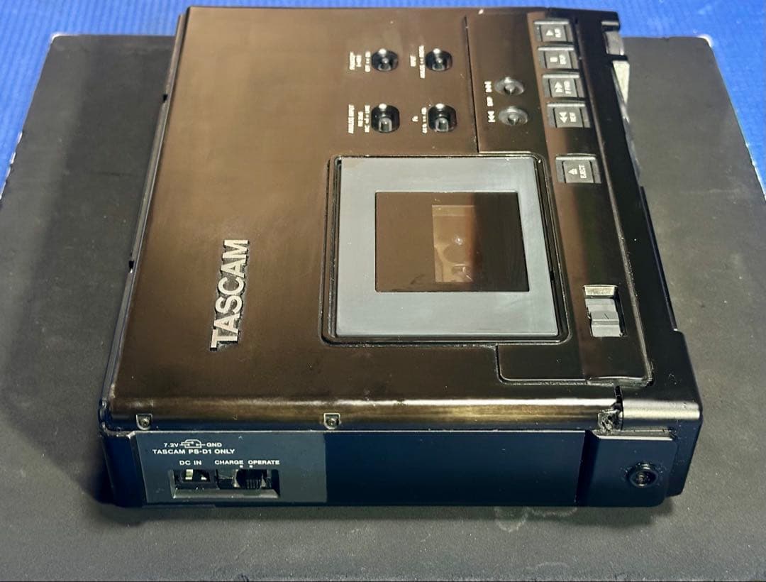 TASCAM プロ用ポータブルDATの名機　DA-P1 修理必要訳あり品