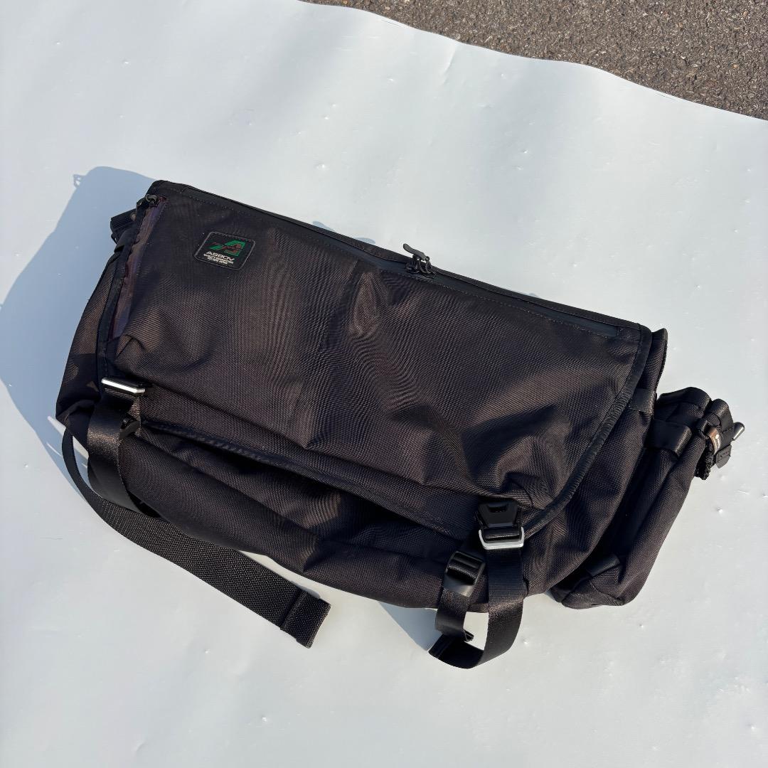 ほぼ未使用 AS2OV アッソブ メッセンジャーバッグ CORDURA