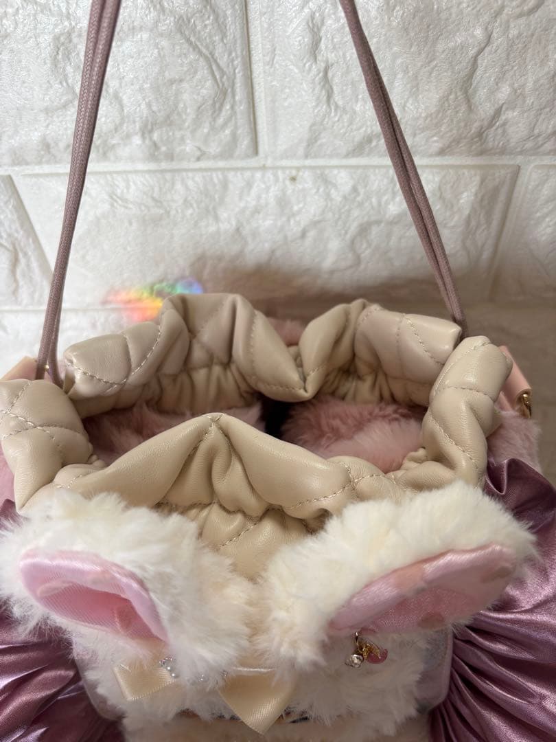 黒*こ様 コヤンイサムチョン　丸底巾着ファーバッグ　ピンク　白うさちゃん