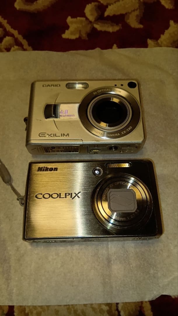 デジタルカメラ2台セート