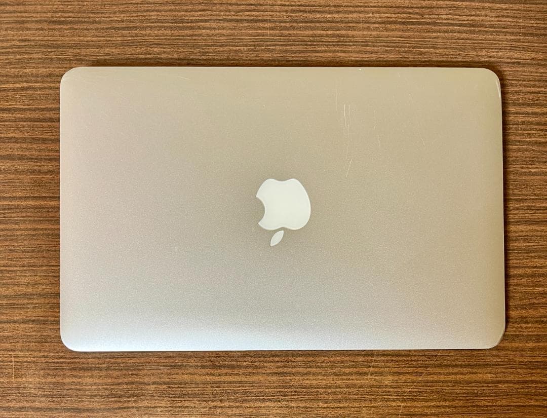 MacBook Air 11インチ 2012、4GB、128GB