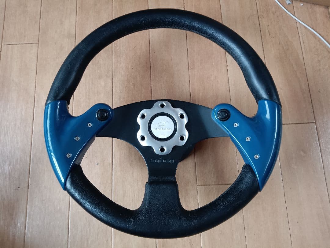 momo ichiban RACE ステアリング