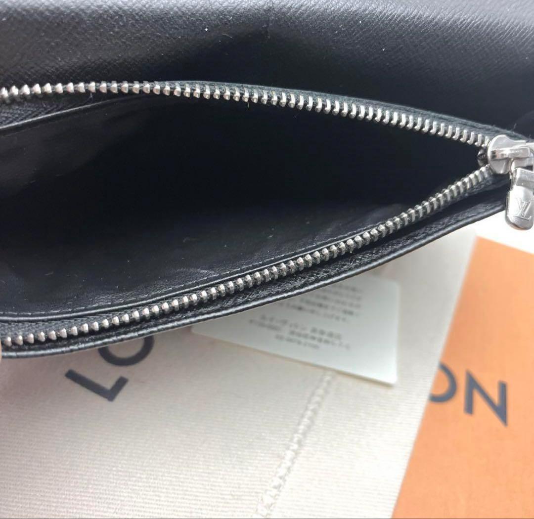 LOUIS VUITTON 長財布 エピ　ブラック レザー