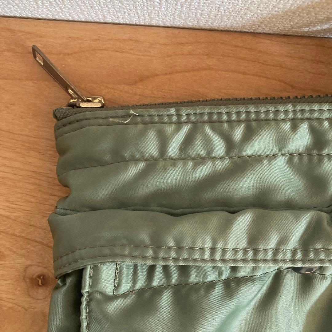 吉田カバン　PORTER タンカー　トートバッグ　A4サイズ　オリーブグリーン