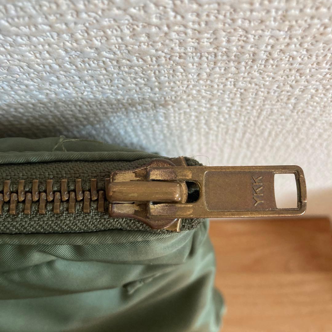 吉田カバン　PORTER タンカー　トートバッグ　A4サイズ　オリーブグリーン