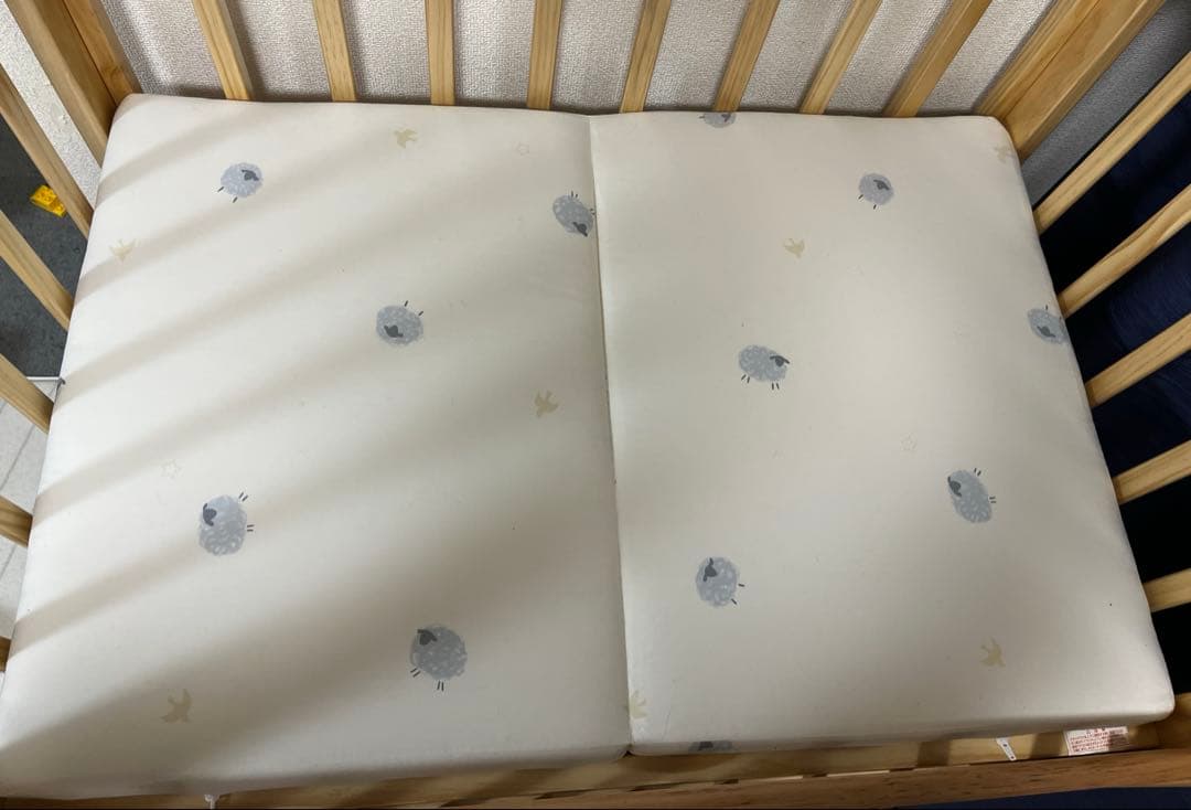 jessiベビーペッド ⭐️カトージ　ミニベビーベッド　ハイシート