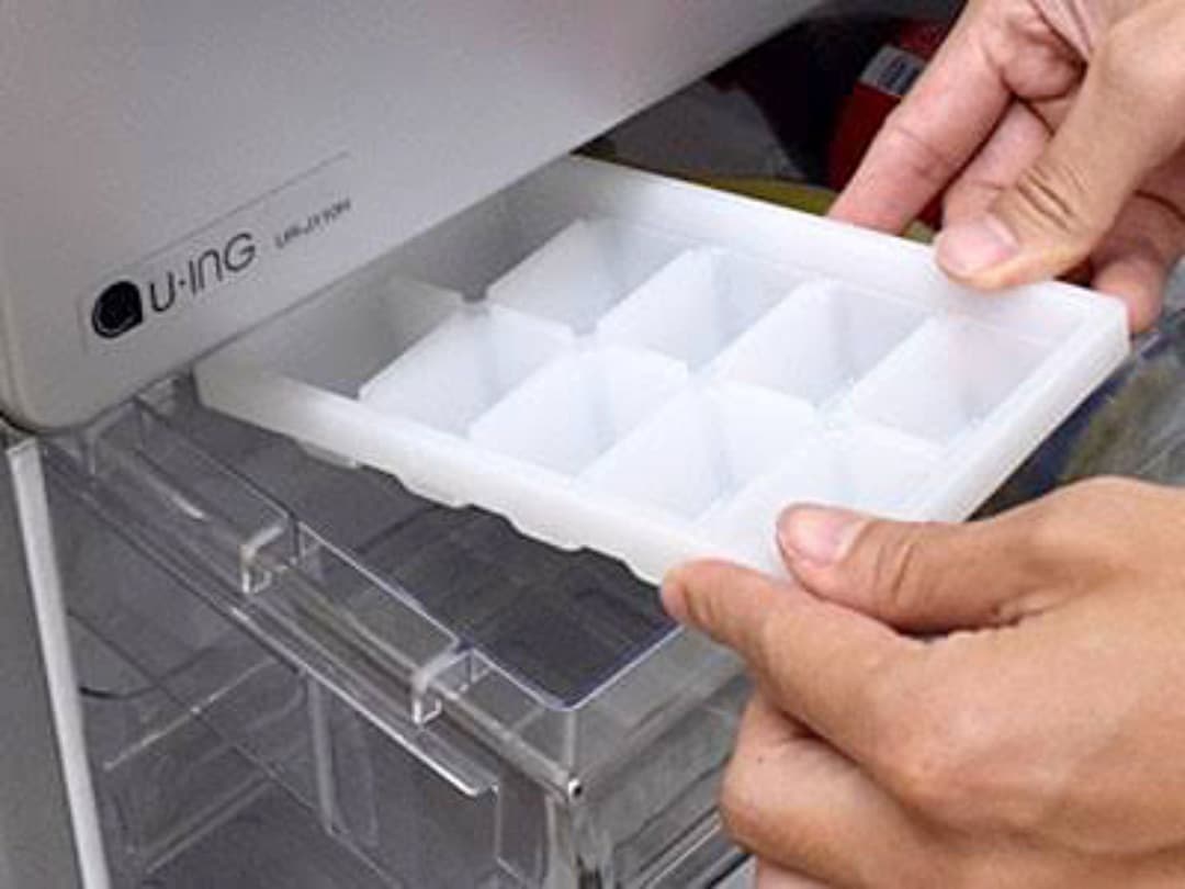 ノンフロン冷蔵冷凍庫