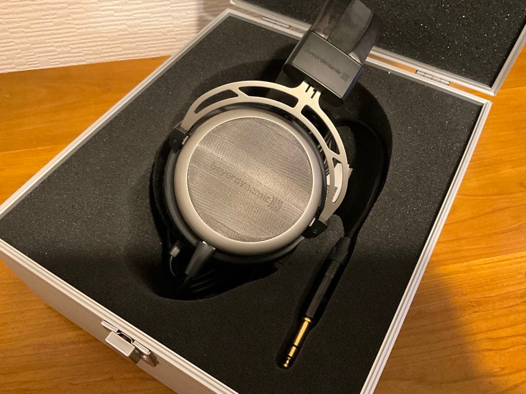 ヘッドホン beyerdynaｍic T1 （1st gen）