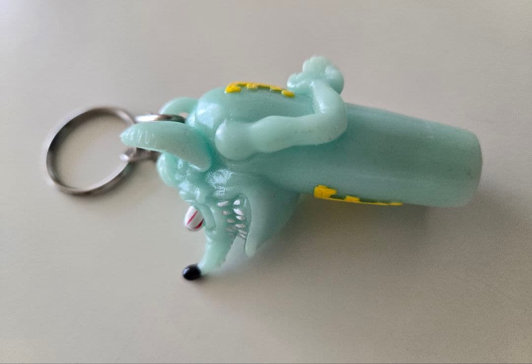 ラットフィンク ライターキャップ キーホルダー 畜光タイプ１体