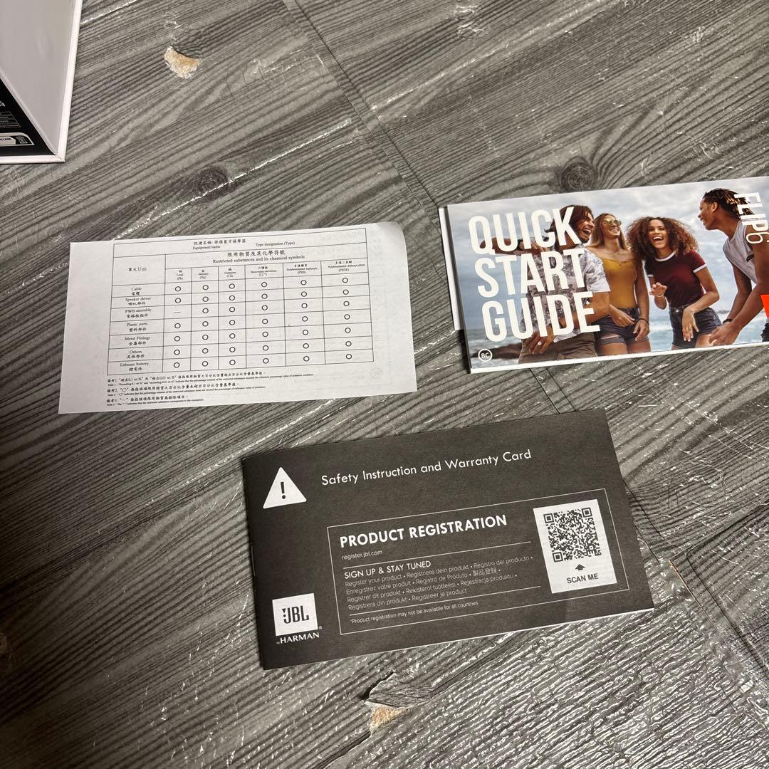 nyさん専用JBL ワイヤレススピーカー ホワイトFLiP6