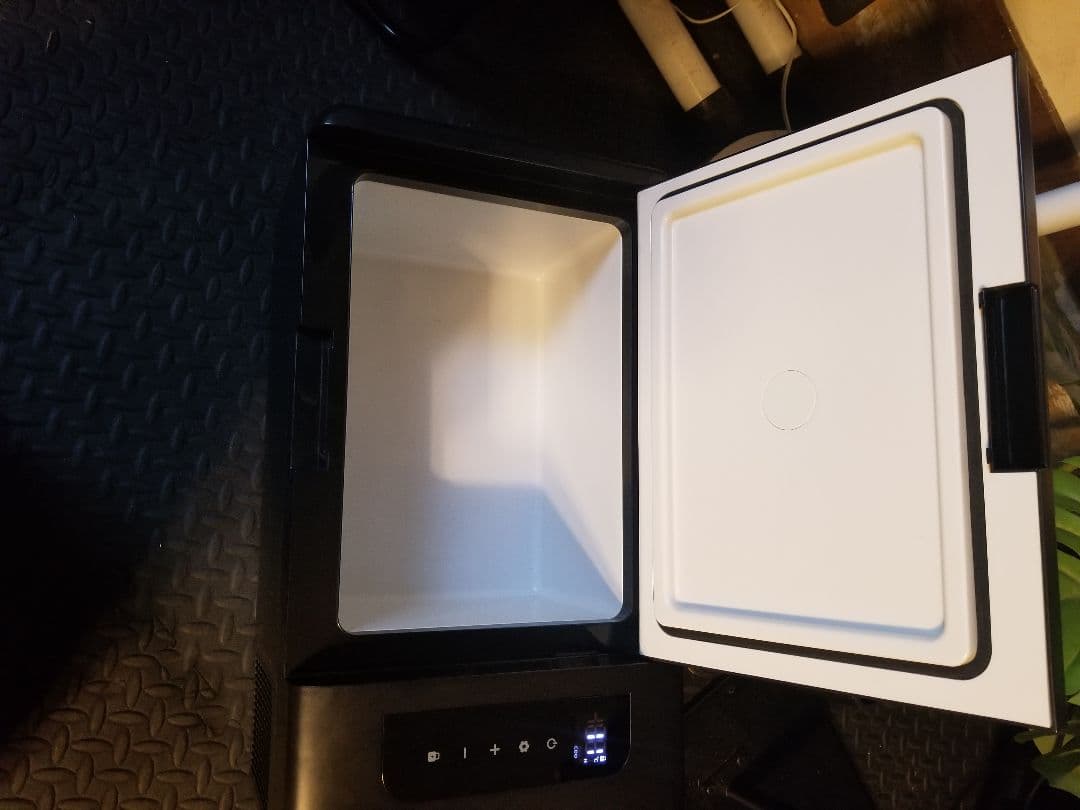 車載　ポータブル冷蔵庫　コンソール