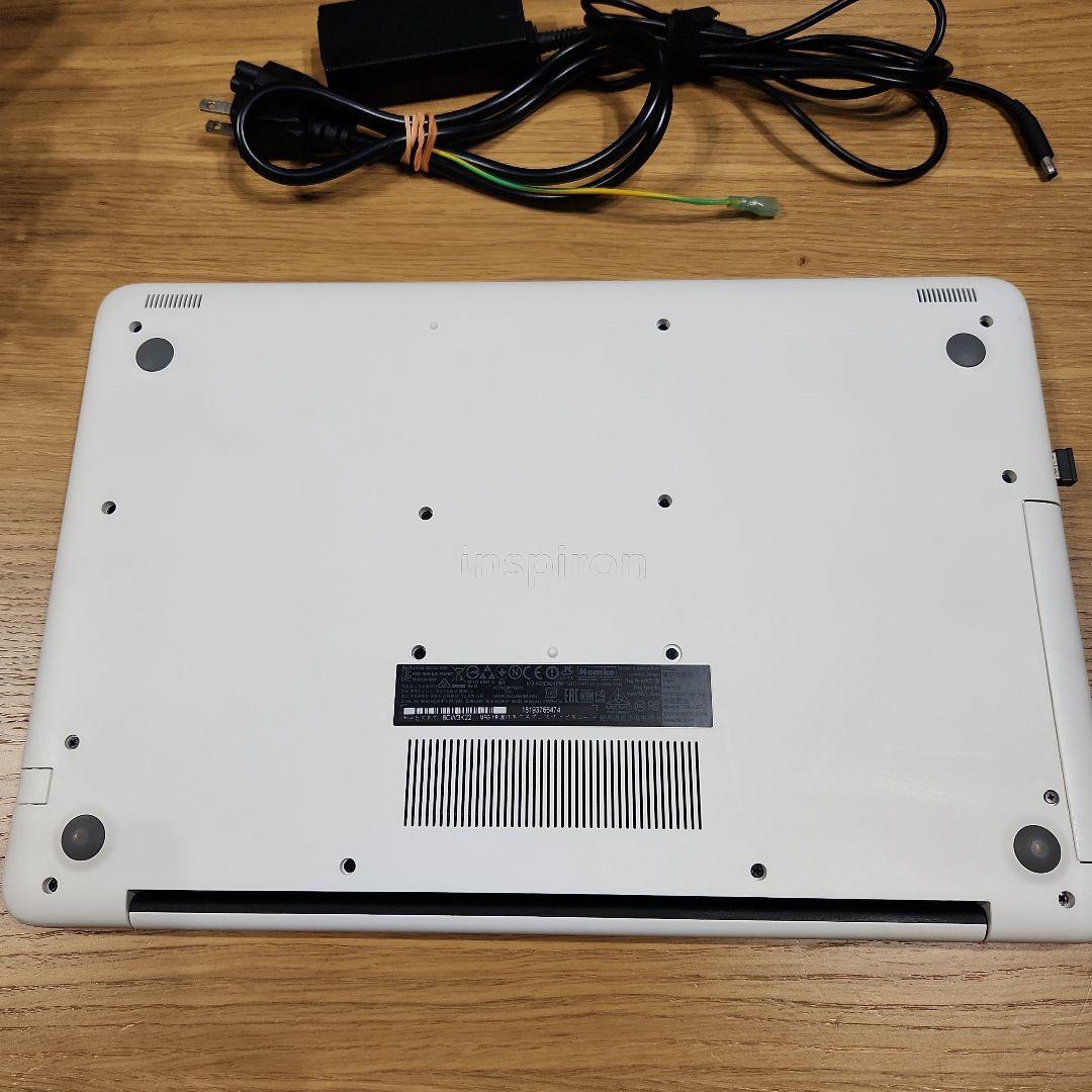 DELL Inspiron 15 5000 シリーズ Series ホワイト