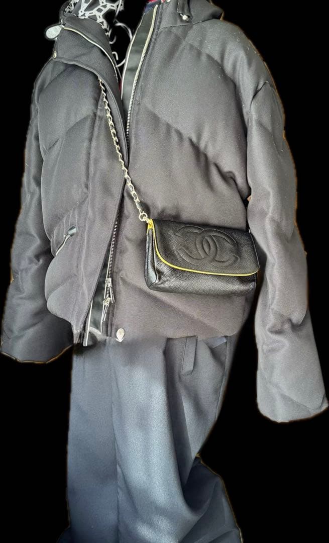 CHANEL シャネル　キャビアスキン　レザー　ポーチ　チェーン