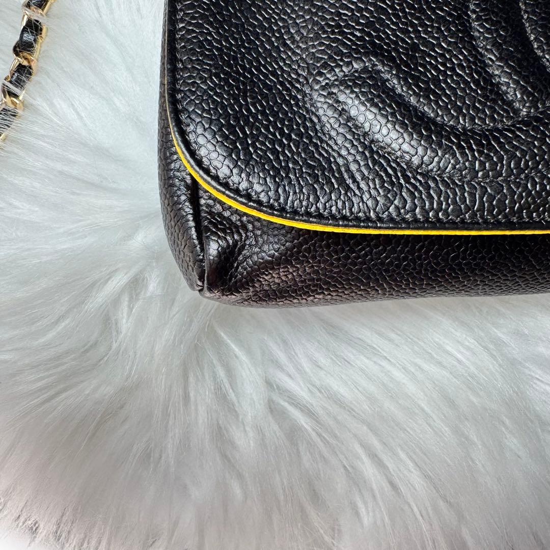 CHANEL シャネル　キャビアスキン　レザー　ポーチ　チェーン