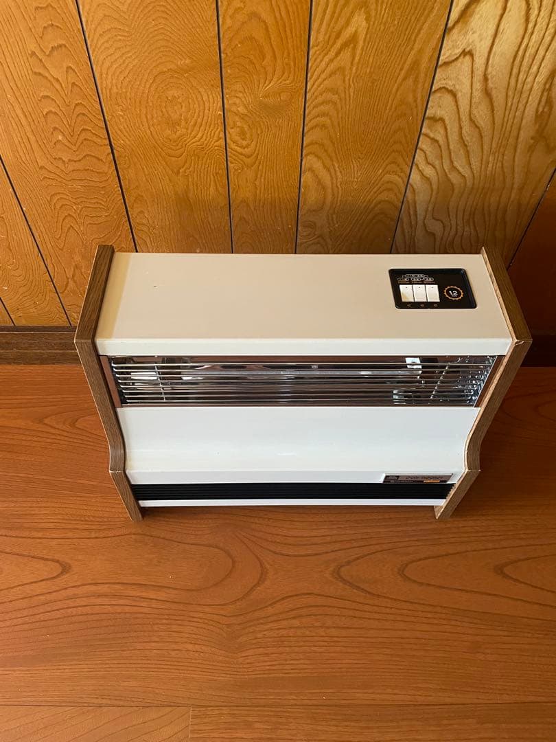 電気温風ヒーター アンティーク家具　ビンテージ　レトロ　モダンデザイン