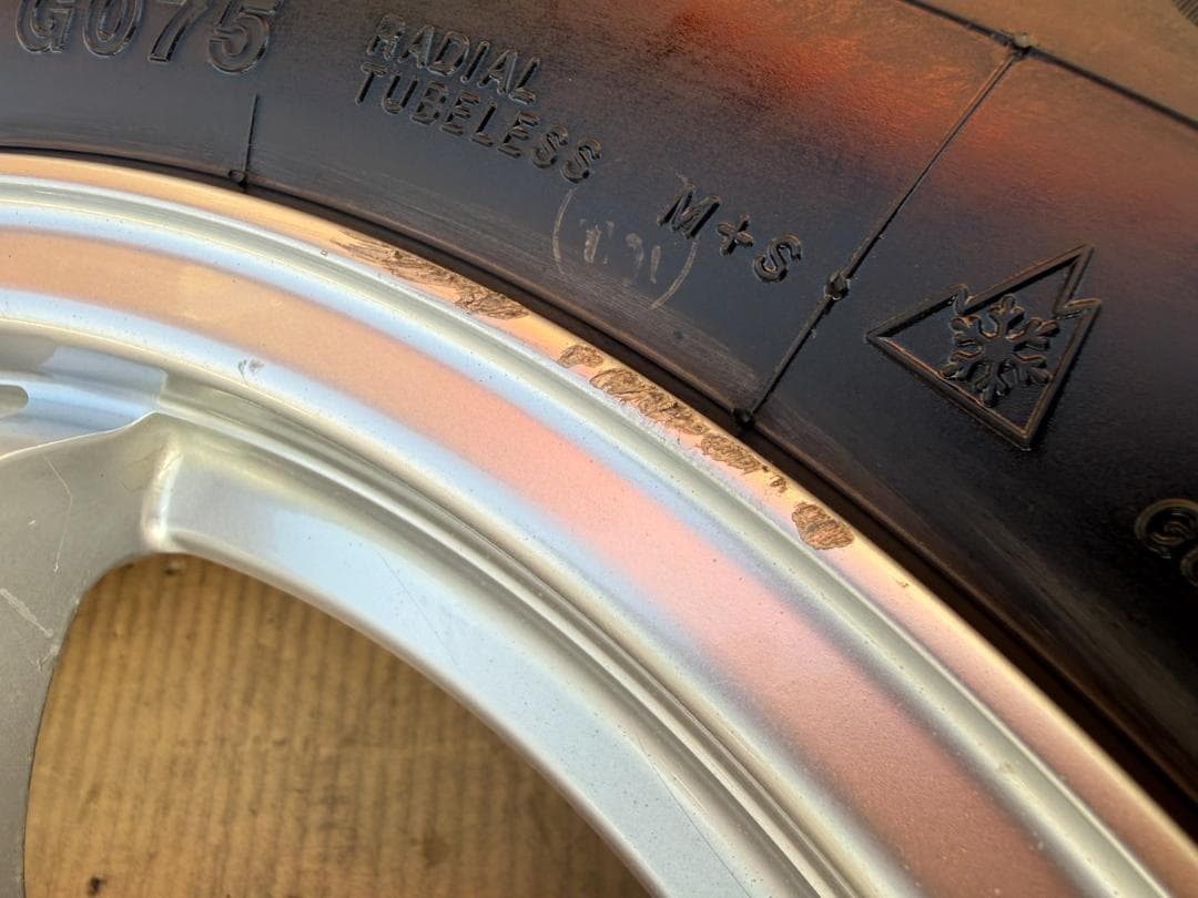 ジムニー スタッドレスセット 185/85R16 2021年製 ウェッズ