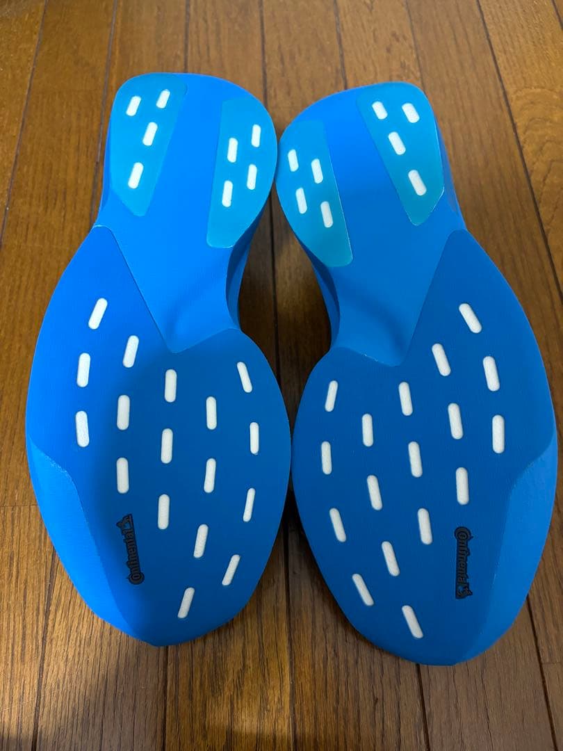 【新品正規品】早い者勝ち！大特価！アディゼロEVO SL WOVEN26.0cm